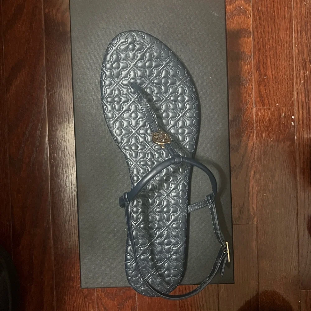 Tory Burch Navy Blue Sandals - Picture 4 of 5